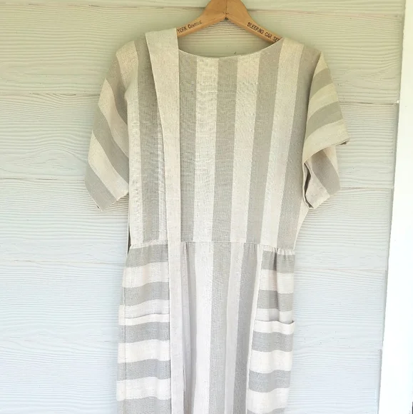 *SOLD*Vintage 80s Minimalist Lagenlook Dress Gray/Oat Color Belted Pockets - Picture 4 of 16